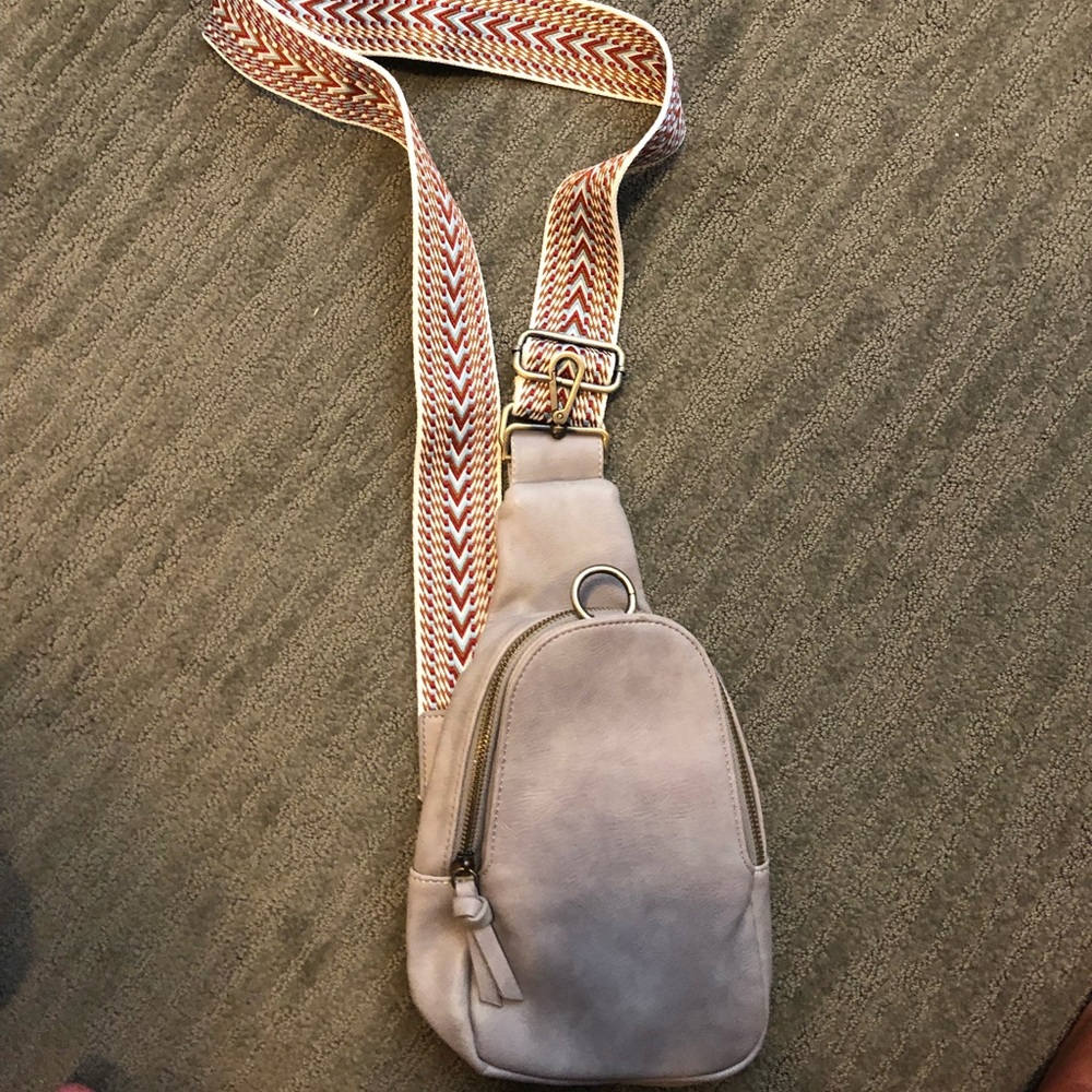 Urban Originals Liberty Sling Bag